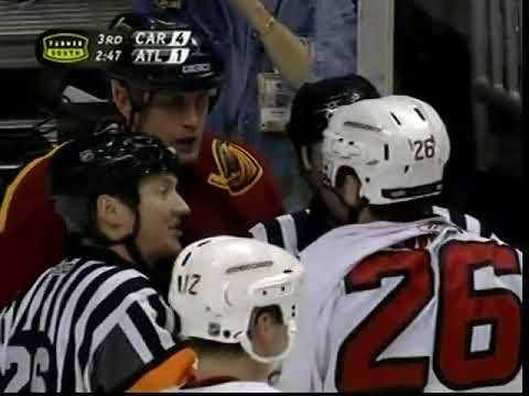 Marian Hossa vs Oleg Tverdovsky