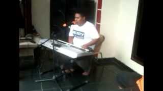 Download lagu Richard Malaihollo (ambon) mp3