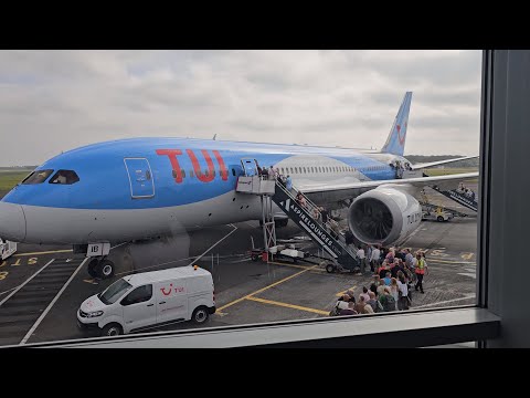 TUI Dreamliner 787-800 | Extra Leg Room