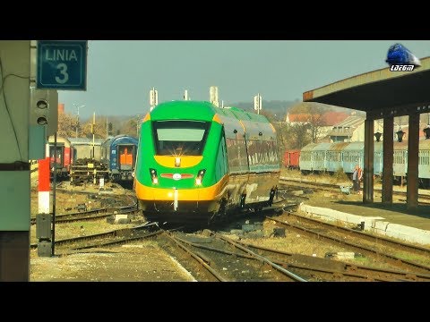 Automotor IC2 DMU - Trenul Astra Trans Carpatic Train in Gara Oradea Station - 08 November 2018
