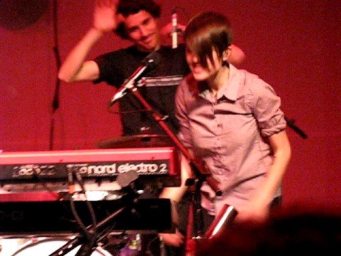 18/20 Tegan & Sara - "I Don't Have To Fuck It, I Just Want Its Sperm" + Fix You Up @ #1 The Fonda
