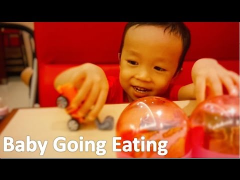 FAMILY FUN | Babys Going To The Restaurant eating Pizza and Spaghetti At Pizza Hut shop by HT BabyTV Video