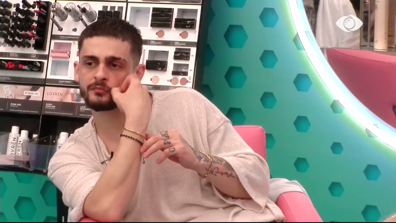 “Çika jem…”/ Gimbo i shtrëngon dorën Selin gjatë bisedës: Mos u ndje keq