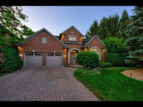 2159 Westoak Trails Blvd, Oakville - Listed by the Goodale Miller Team