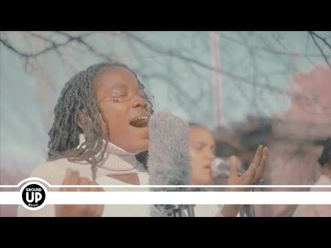 Malika Tirolien - DREAMIN' (Acoustic Live Performance)