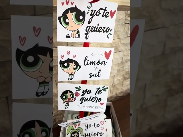 Vídeo relacionado con CONTRAXT Regalos Amigas Originales. Idea postal Tarjeta de madera de Regalo para Mejores Amigas especiales por Cumpleaños Navidad San Valentin Despedida mujer Gracias