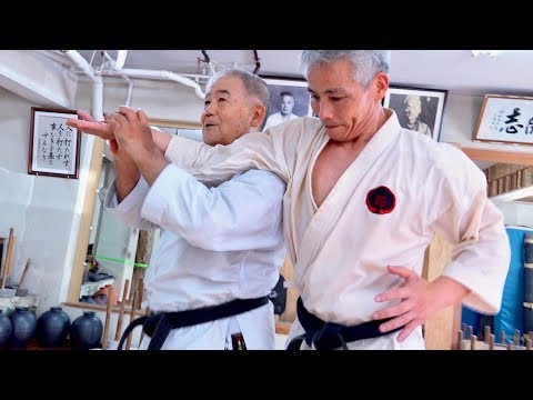 接近戦で打ち合い関節技から危険技【カキエ】は沖縄空手の組手だ This is “Kakie” in Okinawa Karate
