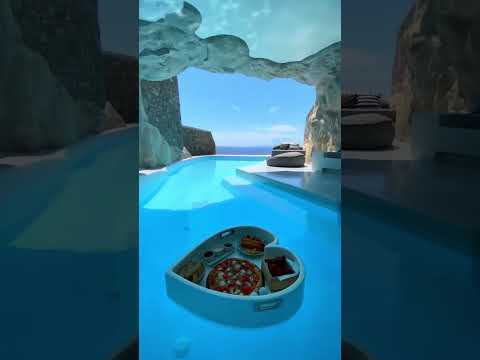 Cave Suite
