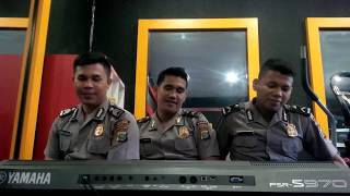 preview picture of video 'Polisi Ganteng nyanyi lagu Batak bikin Warganet Meleleh | Tung So Tarlupahon'