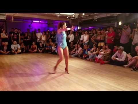 Lea Uria Solo Show Salsamania July 9 2016