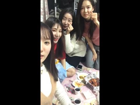 [171220]Minhee's ig live (ft. Gayoung&Hyoeun&Youlri)