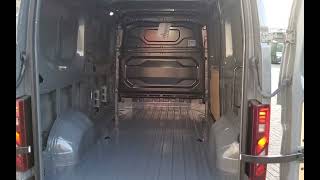 Furgon Renault Master 150.35 EURO 6 L2H2 GESLOTEN GRIJS URBAN - TREKHAAK - V-17 naprodaj - Slika 4 | Autoline SI Furgon Renault Master 150.35 EURO 6 L2H2 GESLOTEN GRIJS URBAN - TREKHAAK - V-17 | Slika 4 - Autoline