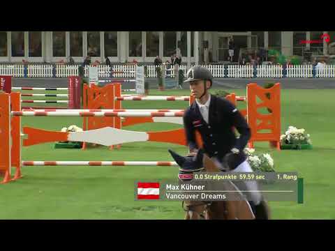 Sieger des "Cup der Nachwuchspferde"  Max Kühner und Vancouver Dreams