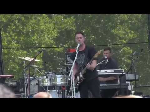 Wild Cub- "Thunder Clatter" (720p) Live in Cincinnati on July 11, 2014