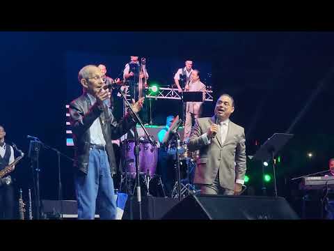 #CarnavalEnLaCentral @gilbertosantarosa con @pedroaltamirandaoficial9300  en vivo en #Panamá