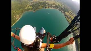 preview picture of video 'Tandem  Parapente /  Paraglider flight over Lake Annecy  - France'