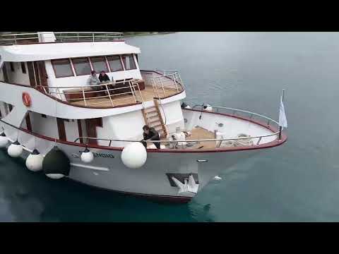 Slano, created by @MeloGeni