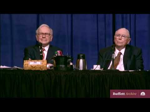 Charlie Munger Really Likes Costco ... But Warren Buffett Has Heard It Before