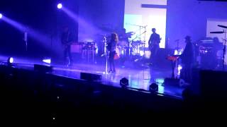 Vanessa Paradis et Benjamin Biolay - Tu pars comme on revient