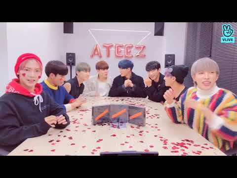 [ENG SUB] ATEEZ VLIVE 20181026 - 데뷔앨범 언박싱 같이 할사람???❤️❤️