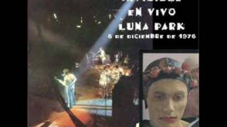 Pleamar de Águilas - Invisible, en vivo en el Luna Park, 1976.