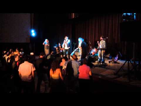 Mikey Pauker "Hinei Mah Tov" (Eeoohh!) Live @ NewCaje 2014