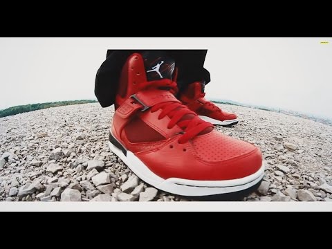 13. Tomson X Uncaj - Winnin' (OFFICIAL VIDEO) #BANGIN' ON ONE MIC