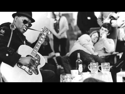 Harlem Street Singer