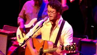Amos Lee "Supply And Demand" Ryman Auditorium, Nashville, TN