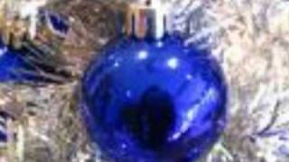 White Christmas(performed by the Moody Blues)