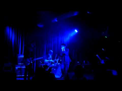 The Black Dove Experiment - Trick Of The Light (Live at The Lexington, London, 18 March 2011)