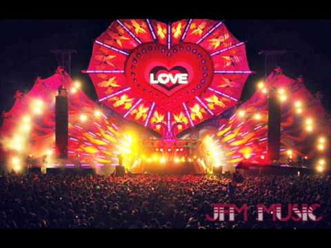 Nari & Milani vs The Cobs - Right or Wrong