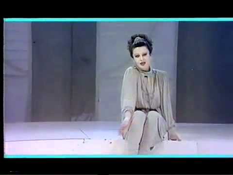 Maja Odžaklijevska - Romansa o nama (1984)