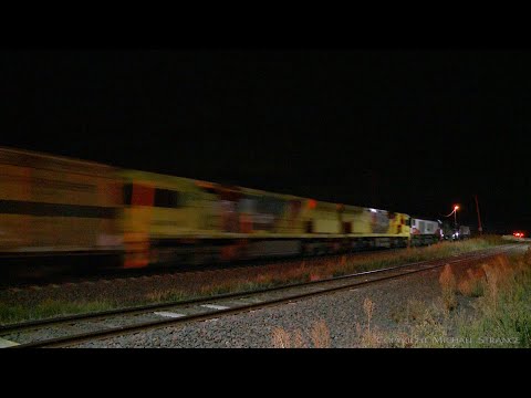 3PM9 SCT Freight Train With Aurizon ACB4405 & ACB4406 (12/3/2022) - PoathTV Australian Railways