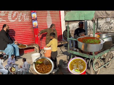 60/- ROADSIDE CHEAPEST DESI BREAKFAST 😍 SPECIAL ANDA CHNAY IN STREET FOOD PAKISTAN |PAKISTANI NASHTA