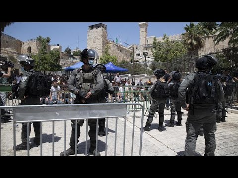 قرار رئيس إسرائيل إشعال الشمعة الأولى لعيد الأنوار في الحرم الابراهيمي يثير غضب حماس