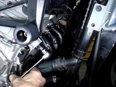 BMW S1000rr TaylorMade Racing Installation