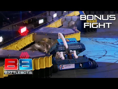 SUPLEX CITY! | BattleBots Bonus Fight: Claw Viper vs. Pardon my French