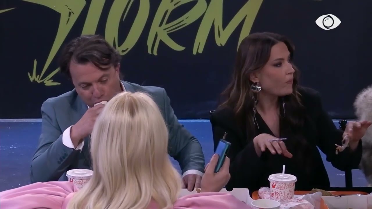 “Do të të nxjerrë fishek, kujdes”/ Rozana debaton, Valbona: A e mjera ti, femrat si puna jote…