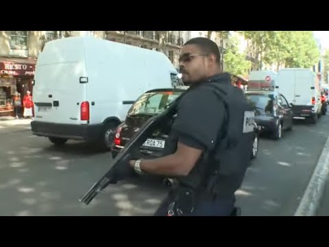 Escorting a criminal to court