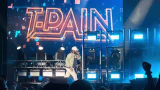 T-Pain performing “Take Your Shirt Off/Up Down” live in St. Louis.