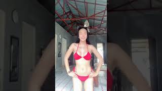 Ms Carly tiktok short be like...