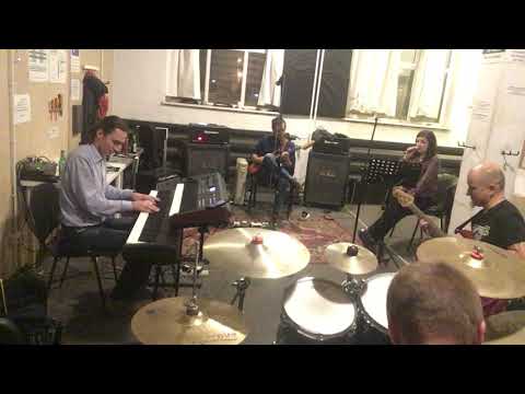 Dorota Miśkiewicz i Artur Andrus - Bambino Jazzu - Cover