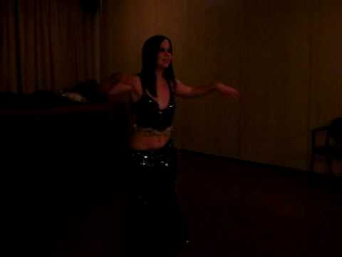 Iris bellydancer
