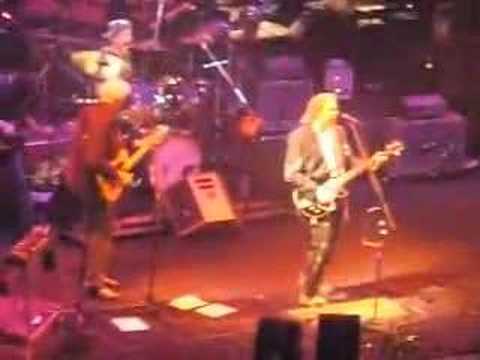NEIL YOUNG - Powderfinger (02.24.2008 Milano)