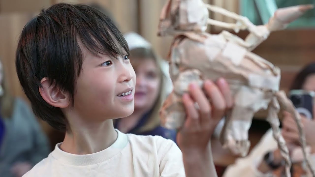 Paper Planet by Polyglot Theatre