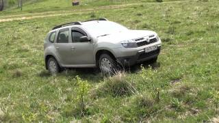 preview picture of video 'Dacia Duster Off-Road Voineasa-Transalpina-Strategica 15 Mai'