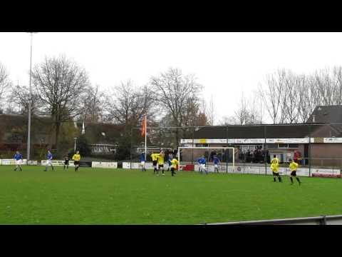 RKSV Margriet 2- Festilent 2, 04-12-2011, uitslag 3-2
