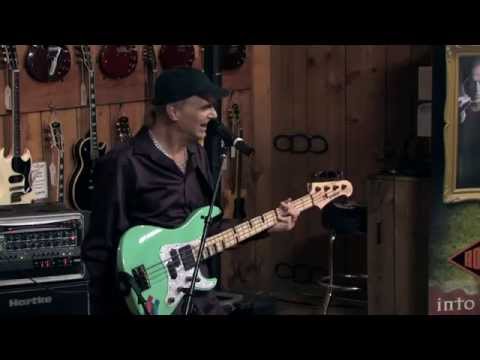 Guitar Center Sessions: Billy Sheehan - Become a Better Bass Player