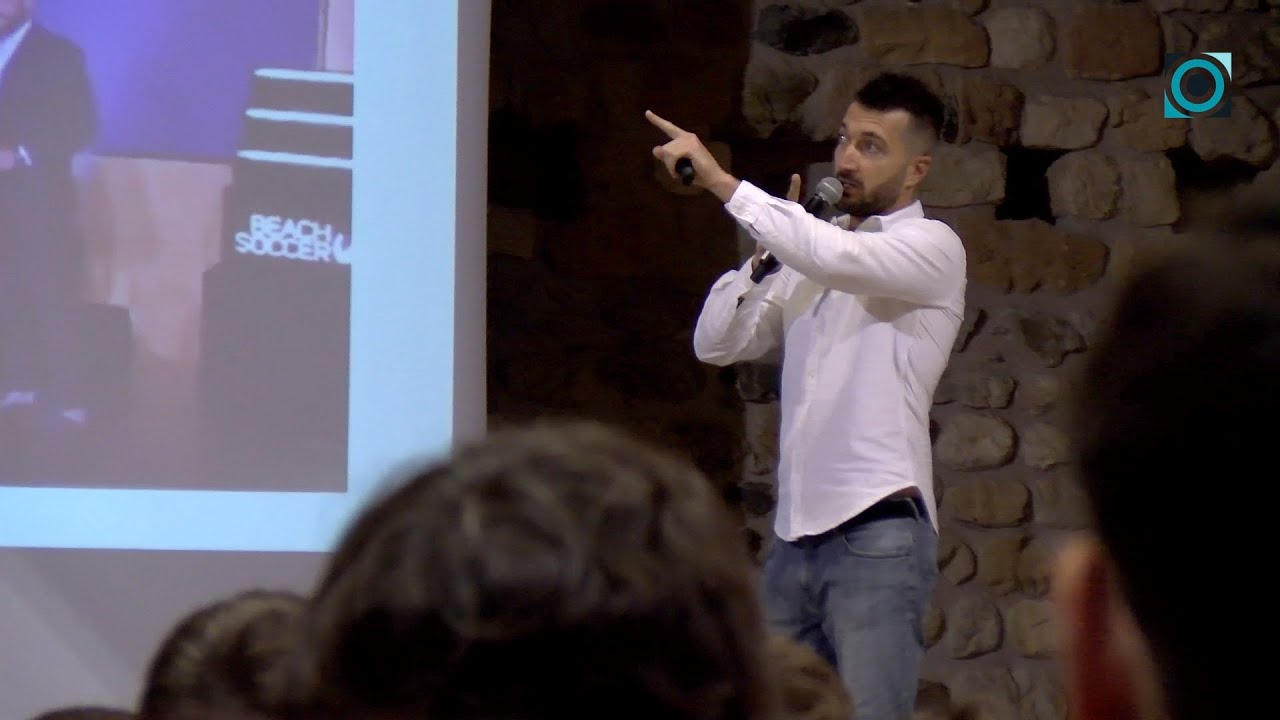 L'esportista d'elit Llorenç Gómez orienta els joves selvatans en el seu camí formatiu i personal